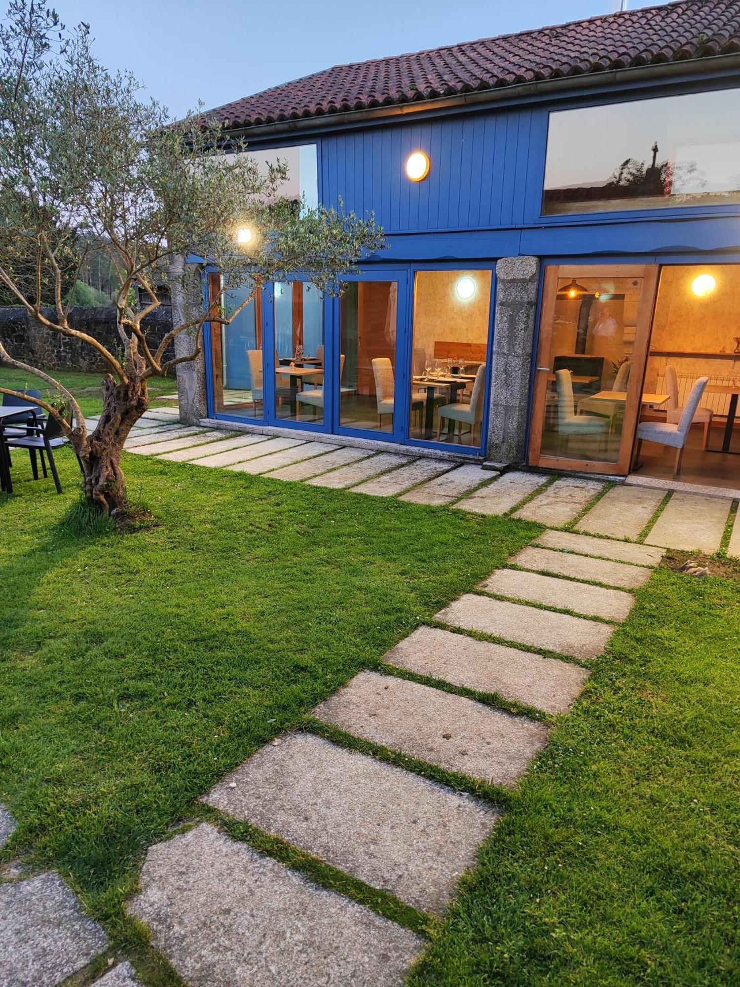 A Ribeira Do Tambre Guest House Troitosende Bagian luar foto