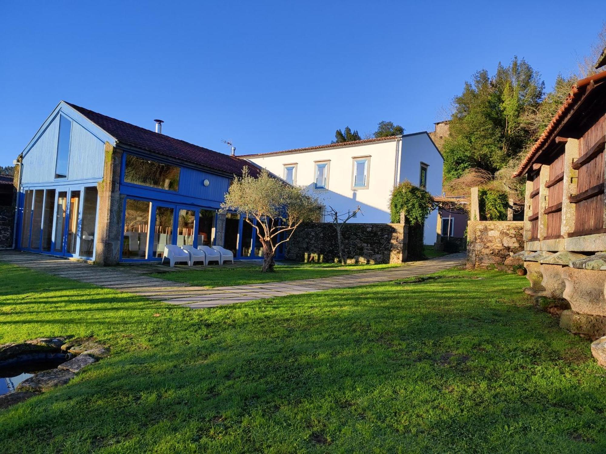 A Ribeira Do Tambre Guest House Troitosende Bagian luar foto